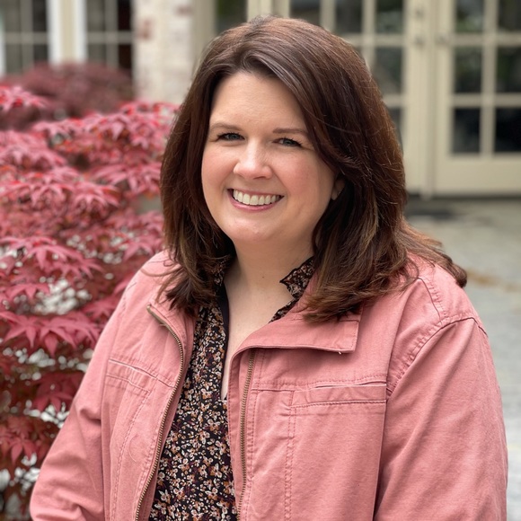 Meet your posher, Andrea! - Picture 1 of 1